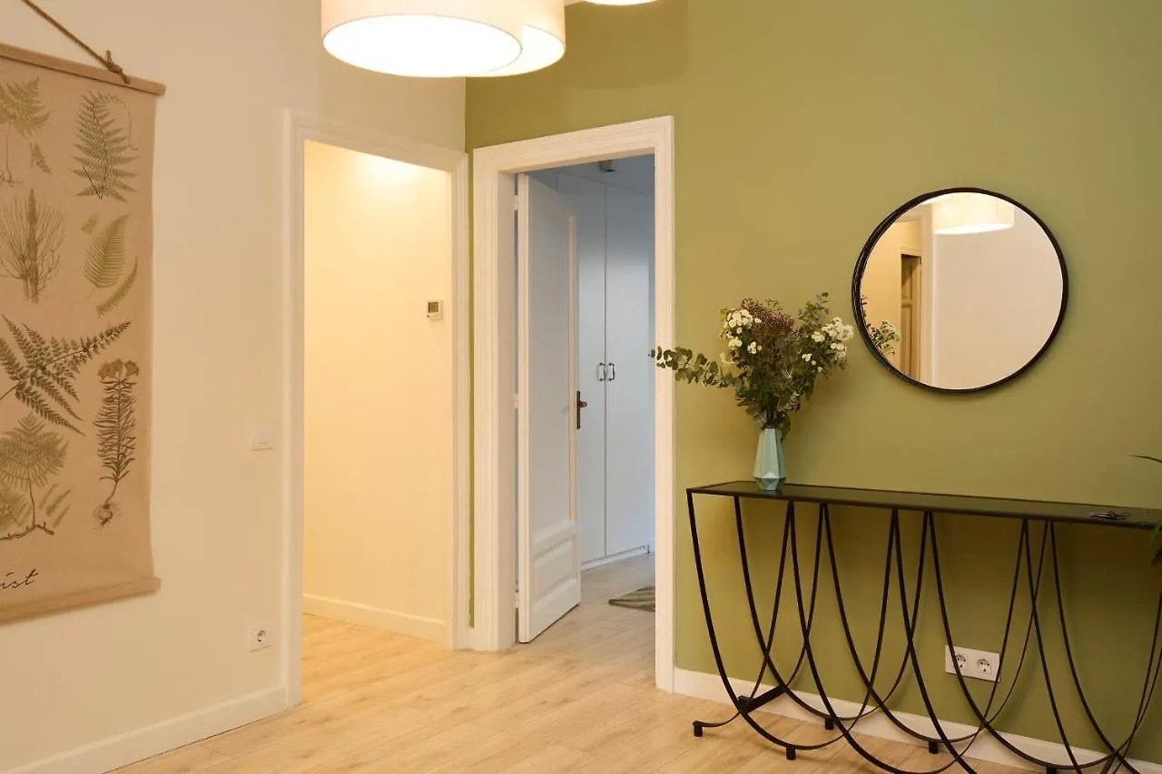 Casa Cosi - Casanova 3 Apartment Barcelona 0*,  Spain
