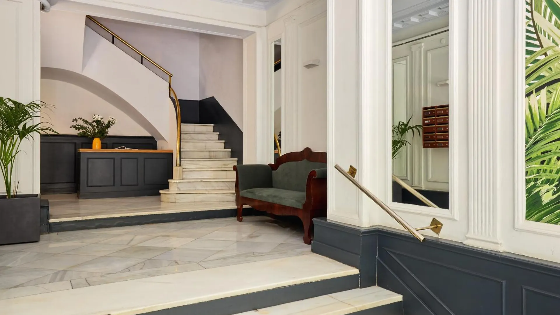Casa Cosi - Casanova 3 Apartment Barcelona